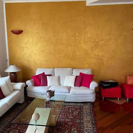 Zen Apartment Located In Turin Pre Hill Экстерьер фото